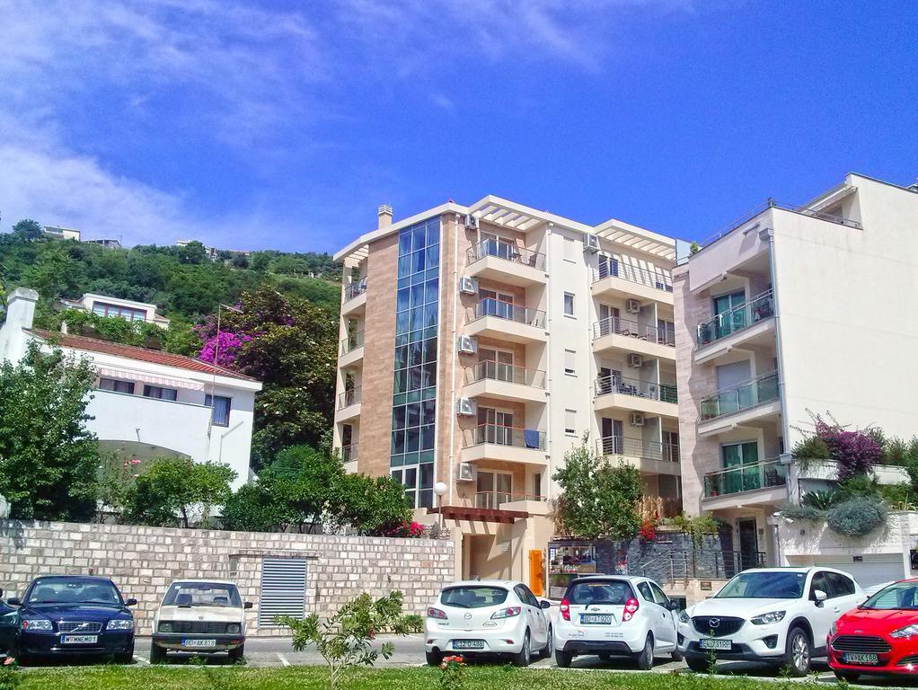 Sarap Apartments ブドヴァ エクステリア 写真